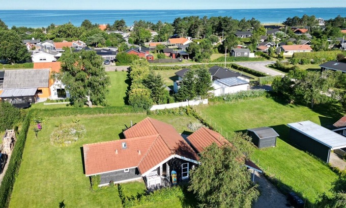 Store Kongsmark Cottage | Private cottage in Stillinge Strand, Zealand, only 250 meter to the sandbeach