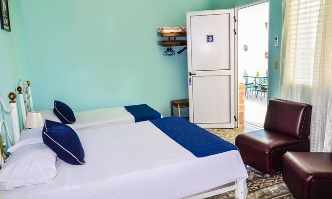 Cienfuegos Cabin | Private room ∙ 3 guests