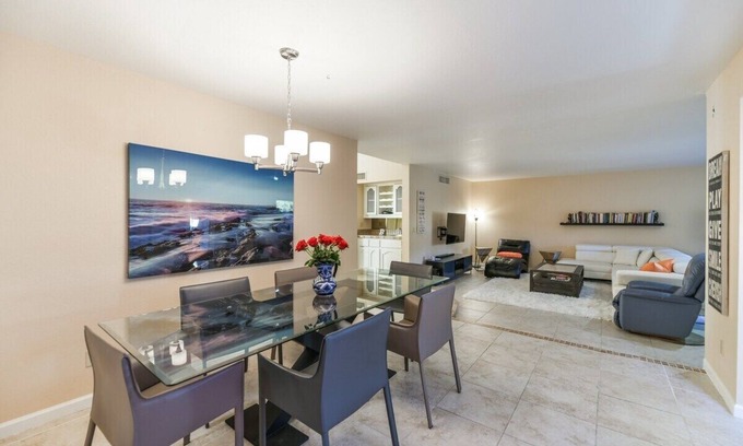 South Scottsdale House | Private Enclosed Patio, Walkable, Near Pool, 25 mile All Purpose Trail