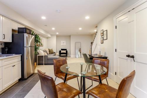 Capitol Hill Apartment | Private Garage Parking and King Bed - Walk to Metro