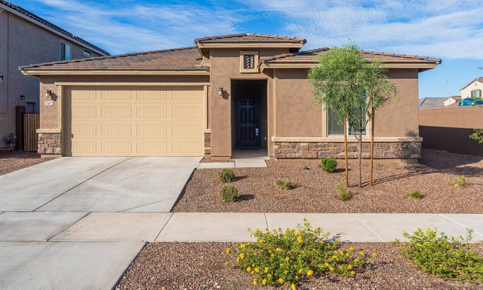Goodyear House | Private Golf Retreat Near Ballpark + EV in Garage