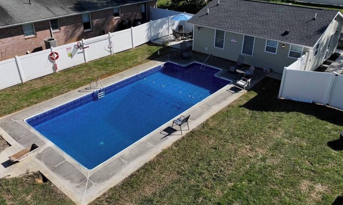 Charles Town House | Private Heated Saltwater Pool & Spa through End of October, Cozy Pool & Hot Tub Retreat by Casino