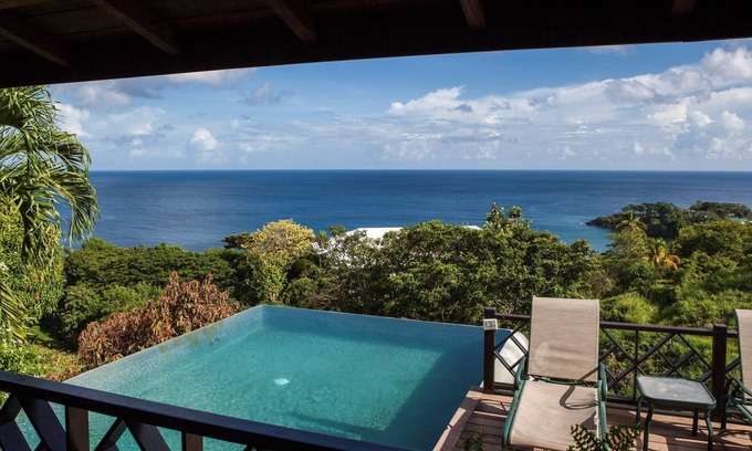Black Rock Villa | Private Infinity Pool Overlooking the Ocean