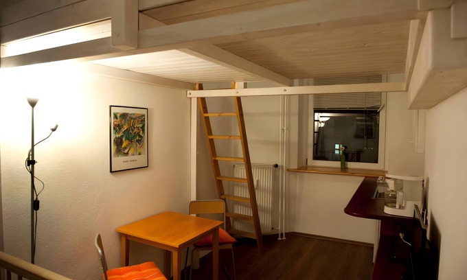 Moabit Apartment | Private Maisonette in Berlin's most central district