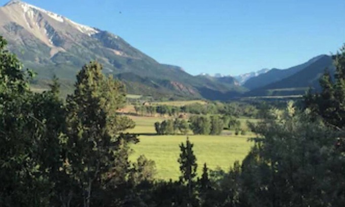 Carbondale House | Private Mountain/Valley Views: Just renovated only 5 min to downtown Carbondale!