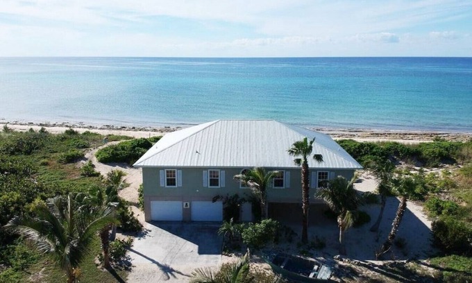 West End House | Private Oceanfront Escape - Kayaks, Sunsets, Coral