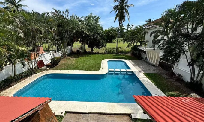 Ixtapa Villa | Private Pool Villa By Beach – Big Groups Welcome!