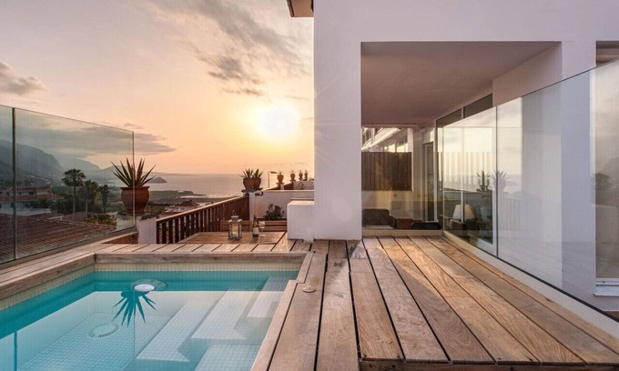 La Mancha Apartment | Private pool, terrace, garden, BBQ & lounge [C]