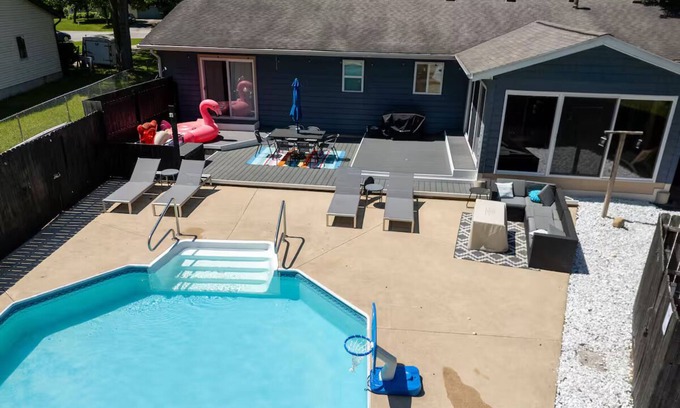 Fennville House | Private Pool - Game Room - Movie Room- Pool is closed!