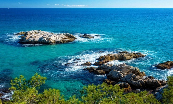 Sils Villa | Private pool with access to BCN and Costa Brava!