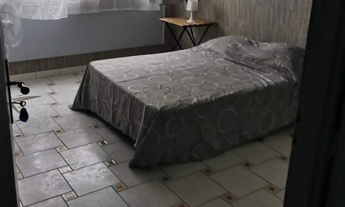 Haussonville-Blandan-Mon Desert-Saurupt Bed & Breakfast | Private room 13 m2 in apartment Nancy center