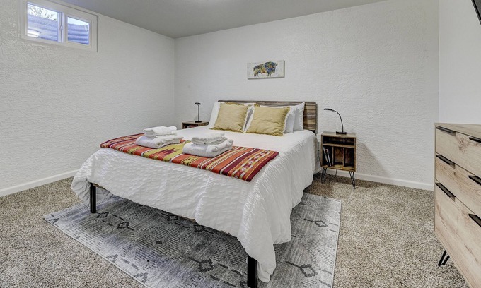 Northeast Colorado Springs House | Private Room l Shared Executive Travel Home l Near Hospitals & SO MUCH MORE!