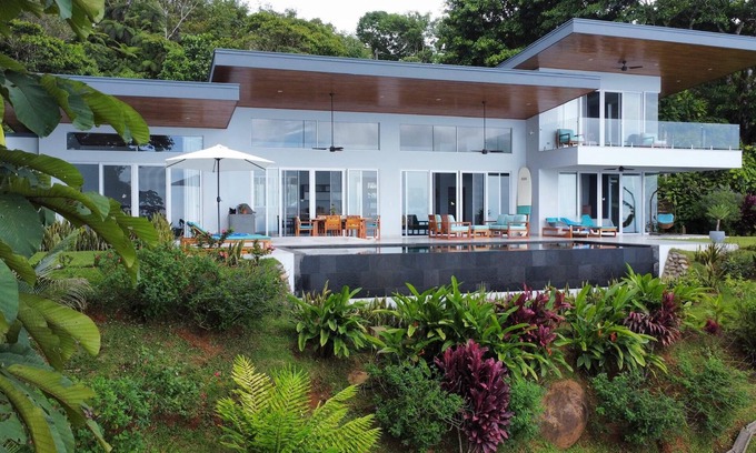 Ballena Villa | Private Villa Oro Verde, ocean view, luxury