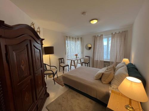 Obermenzing House | Privatzimmer 15 qm mit Gemeinschaftsbad