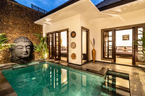Kerobokan Villa | PROMO Stylish Spacious 3BD Villa
