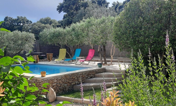 Beaucaire Villa | PROMOTION Beautiful air-conditioned villa Swimming pool triangle Arles Nimes Avignon