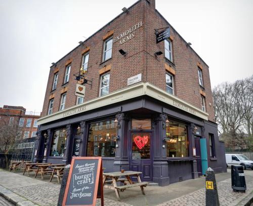 Euston Hostel | PubLove @ The Exmouth Arms, Euston