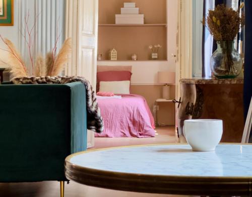 Narbonne Apartment | Puddington Abbey by Art&Suites Élégant XVIIIe 80m privatif Centre ville Calme et douceur de vivre
