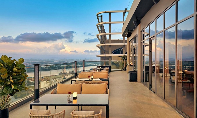 Ngo Quyen Hotel | Pullman Hai Phong Grand Hotel