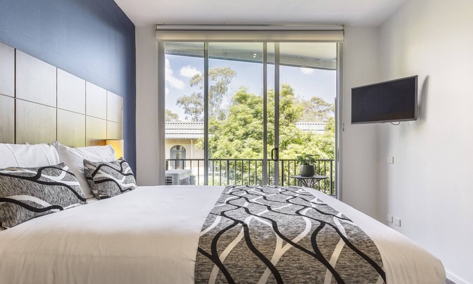 Wantirna South Apartment | Punthill Knox