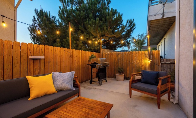 Grover Beach House | Pup Friendly 3BR Sleeps 8!