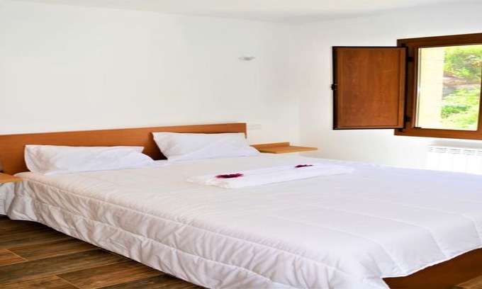 Castro Laboreiro House | Q4 - Just Natur Guesthouse - Castro Laboreiro, Large Double or Twin Room