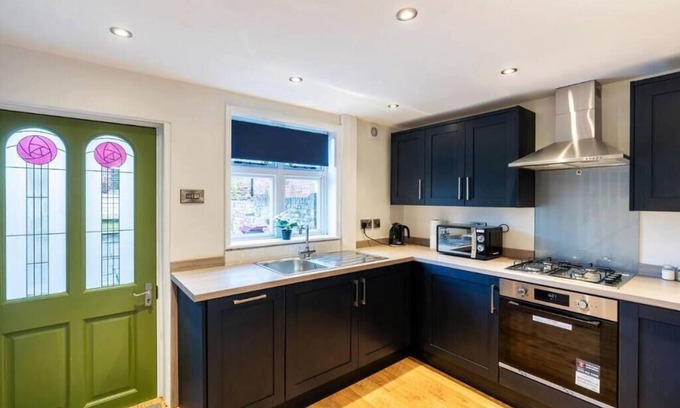 Barton-upon-Humber House | 🏡 Quaint Historic Home | Charming Stay in Barton ✨