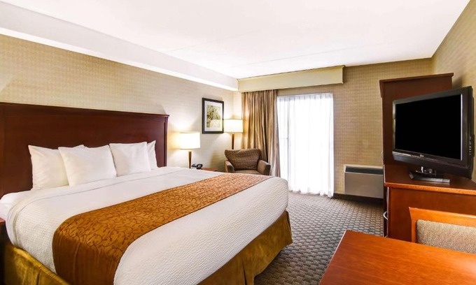 Rosemount Hotel | Quality Inn