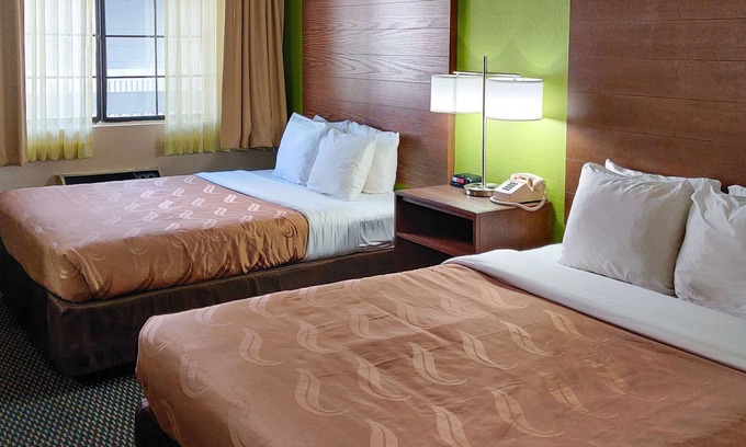 Flagstaff Hotel | Quality Inn Flagstaff East I-40