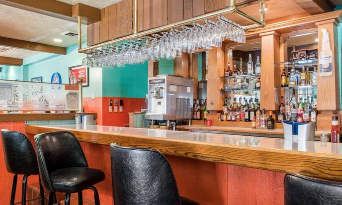 Huntingburg Hotel | Quality Inn Huntingburg