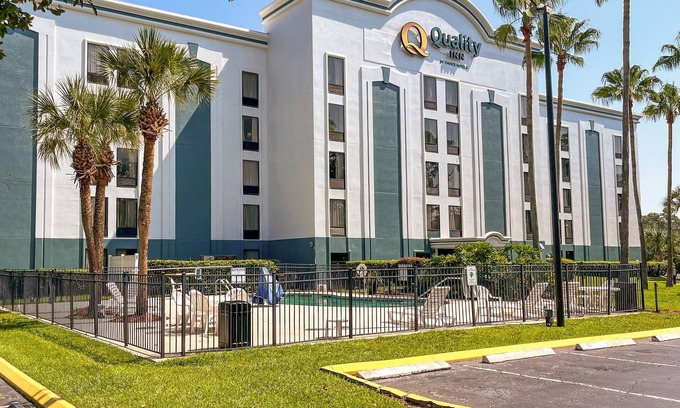 Orange Park Hotel | Quality Inn Jacksonville - Orange Park near Naval Air Station