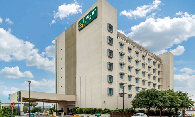 Guadalupe Hotel | Quality Inn Monterrey La Fe