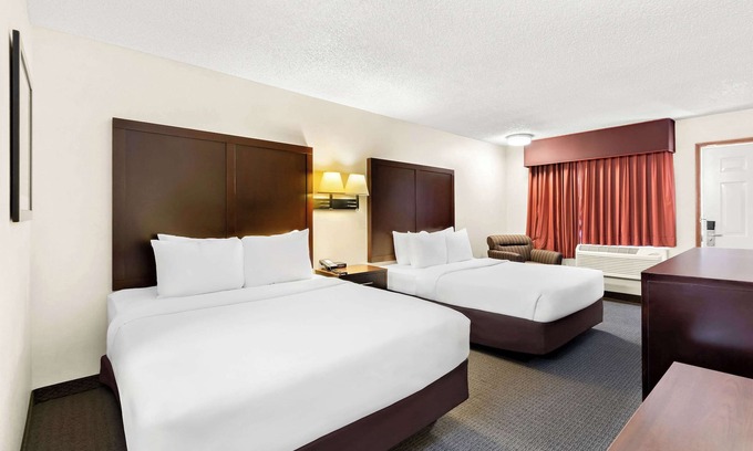 Mount Vernon Hotel | Quality Inn Mount Vernon