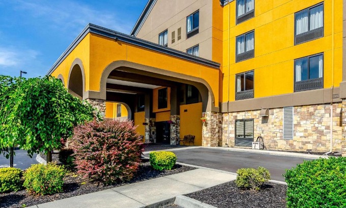 Abingdon Hotel | Quality Inn & Suites Abingdon