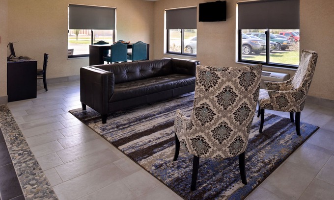 Brandenburg Hotel | Quality Inn & Suites Brandenburg - Fort Knox