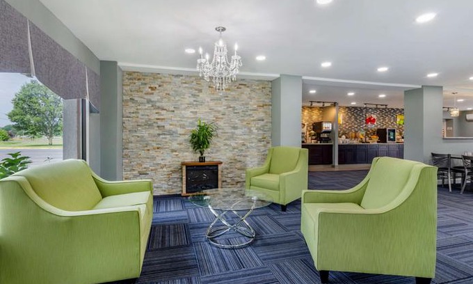 Verona Hotel | Quality Inn Verona - Staunton North