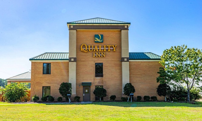 Whiteville Hotel | Quality Inn Whiteville North
