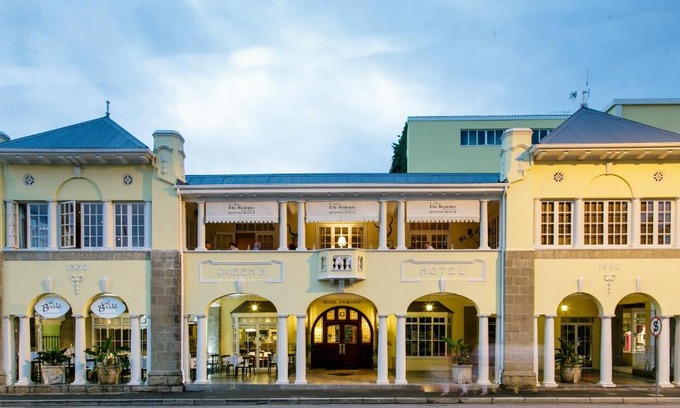 Oudtshoorn Hotel | Queen's Hotel by BON Hotels