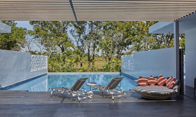 Clark Hotel | Quest Plus Conference Center, Clark