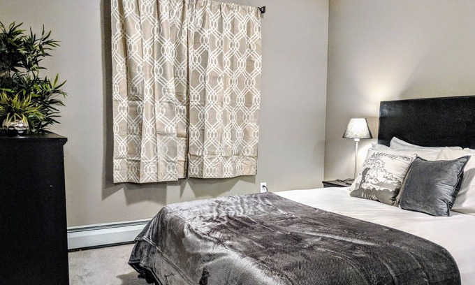 Stony Plain Condo | Quiet 2BR2Bath Condo Stony Plain Close to Westview Hospital w/ U/G Parking