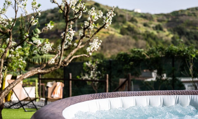 La Solana Cottage | Quiet and cozy rural house with Jacuzzi and Barbecue