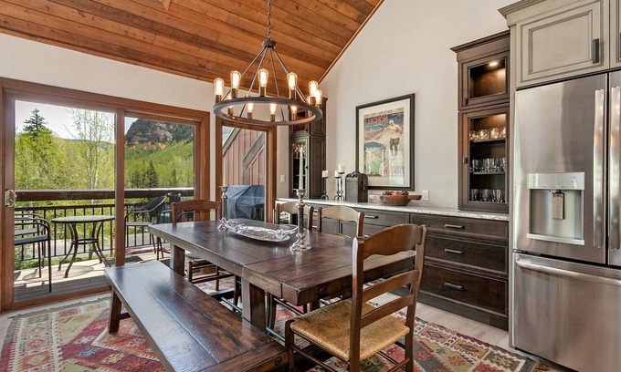 Vail House | Quiet Colorful Fall! 3 Nights 10% off Now into November
