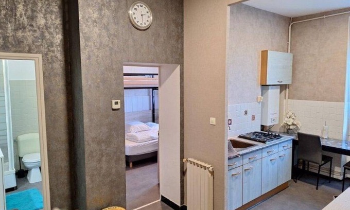 Le Creusot Apartment | Quiet, comfortable T2 apartment - close to amenities, businesses and Parc des Combes