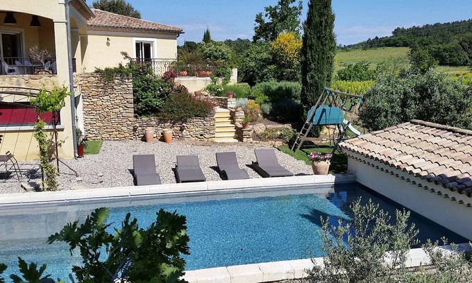 Mondragon House | Quiet heated swimming pool on a 22havineyard estate large house/air conditioning