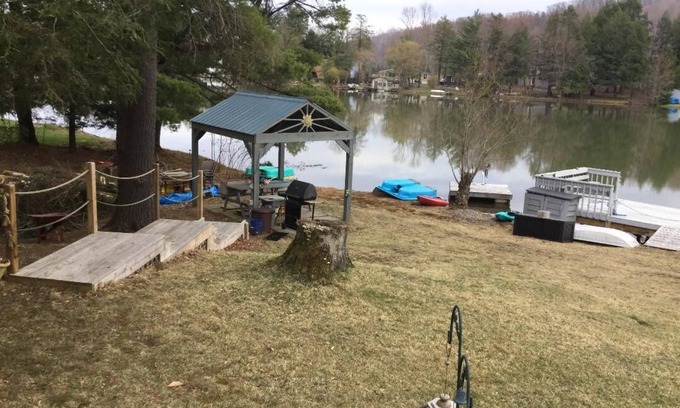 Montrose Cottage | Quiet Lakefront Retreat nestled in the woods.