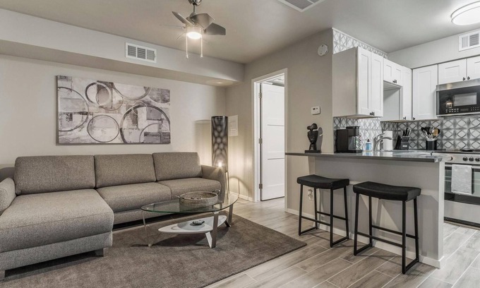 Oklahoma City Condo | Quiet Modern Heavenly Paradise Love and Balcony + Free Coffee near Lake Hefner