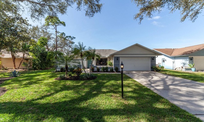 Three Oaks House | Quiet,Pet friendly house that feels just like Home! close to shopping,FGCU,beach
