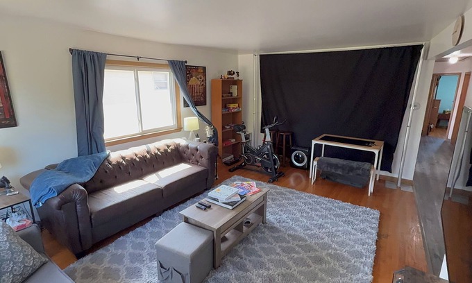 Milwaukee House | Quiet Retreat in Morgan Heights, Sleeps 6, 1.5 baths