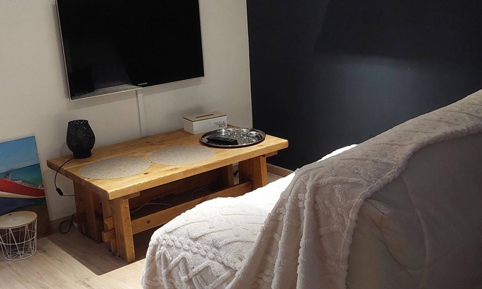 Denonville Apartment | Quiet studio in the countryside