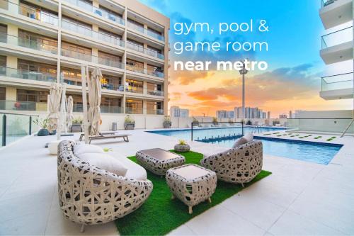 Dubai Apartment | Quiet Top-Floor Studio Near Metro with Free Baby Gear